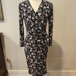 Anne Klein size 6 Elegant Black and White Floral Wrap Dress